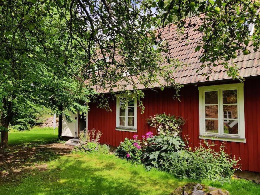 Stuga I Naturskoena Mittskane Hoor Ngoại thất bức ảnh